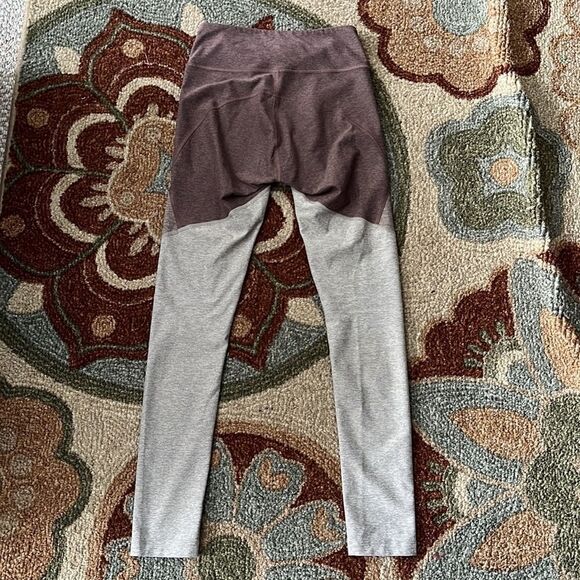 EUC OUTDOOR VOICES TRI TONE 7/8 LEGGINGS XS - Picture 6 of 6